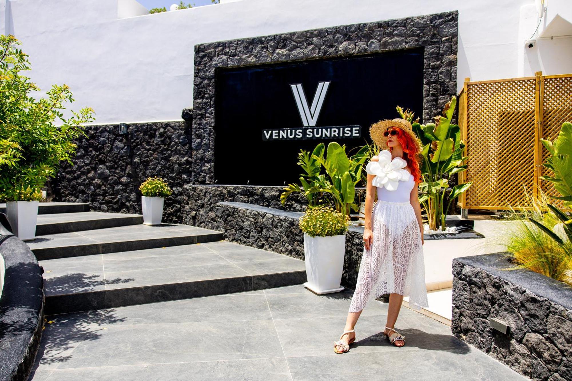 Venus Sunrise & Hotel Vourvoúlos